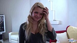 Little taylor and her teen girlfriend chatting on the couch 😏