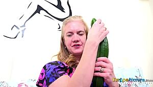 europemature busty british mature plays with toys solo