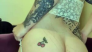 redhead amateur teases with her tight asshole in homemade play