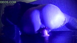 Mallory Knots Solo Assfucking With Dildo