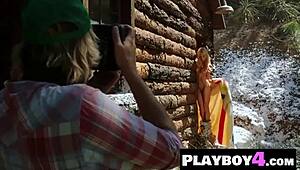 Hey, wanna see small tits blonde milf Karina Marie flash her stunning ass in stockings?