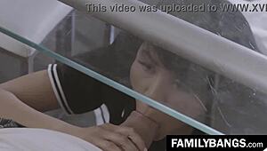 ओरिएंटल स्टीपसिस्टर एम्बर स्नो डर्टी स्टीपब्रदर बैम्बिनो से स्टफ्ड