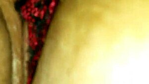 I give sloppy head to big black cock with ponytail in ghetto banging