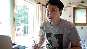 कोरियन बेब तुम्हें एक्सट्रीम वाइल्ड लेक्शन के माध्यम से गाइड करती है