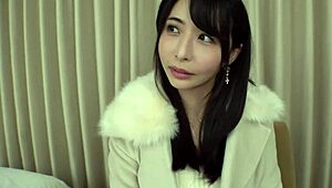 japanese babe goes wild in hardcore homemade action