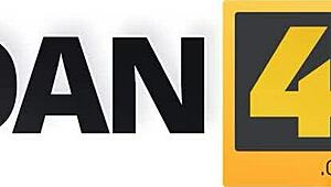 i fucked my office boss for a loan on the desk