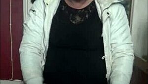 bisexual crossdresser not shy wants ass to mouth on cam