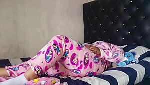 Milf fat culo doggy style mein closeup fetish mein hilati hai