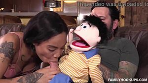 i’m totally losing it over puppet insanity with tommy pistol and honey gold