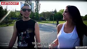 Stunning German Cam Girl Squirts In The Bums-Bus Jolee Love