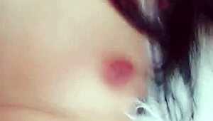 this e-teen from vietnam went live, showing off big time