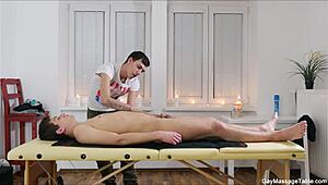 ryan olsen and oscar hart getting a gay massage and fucking 😏