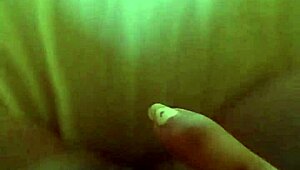 Damn! I’m fingering my pussy hard while boyfriend’s away!