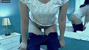 Mature Webcam Lady Shows Off Her Naughty Side