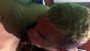 Novinho 18 with 22cm dick gets gay action.