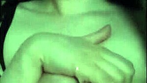 Joyliii sends nudes to a lucky stranger in Europe