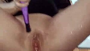 velvet rain milf squirts on edge with huge toy in homemade scene