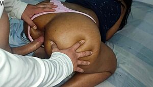 Spanish tourist fucks Colombian big ass in gaping anal session