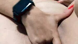 i orgasm as boyfriend licks vagina and masturbates anus