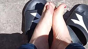 i relax my feet in the sun before pedicure