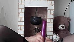 Teen pussy slammed hard in bathroom showdown