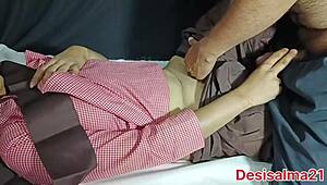 यार, यह देसि कॉलेज गर्ल टाइट ऐनल में हार्ड पाउंड होती है