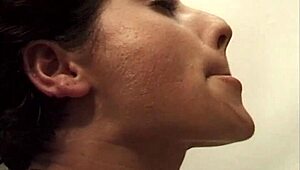 gangbang in ufficio, uhh, con tutti impiegati for this slutty segretaria, damn!