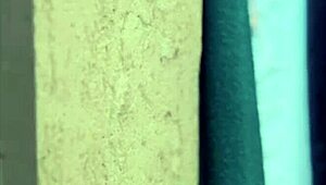 MINHA AMIGA ME CHAMOU PARA DAR BANHO NELA, APROVEITEMOS FUDEMOS GOSTOSO LESBICAS