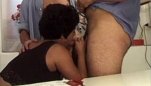 gangbang in ufficio, uhh, con tutti impiegati for this slutty segretaria, damn!