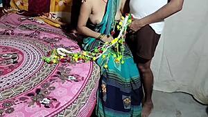 इंडियन देसी गांव की बीवी पहली बार रैंच पर ऐनल लेती है। कंट्री सेटिंग में रफ असफकिंग।