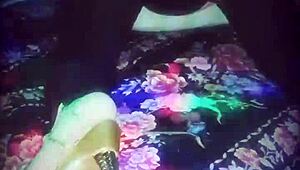 sharon esposa caliente de 40 a�os trabaja como recepcionista en una cl�nica cerca del metro san joaqu�n siempre llega ansiosa de trabajar para vestirse como puta y su marido solo le mame el culo