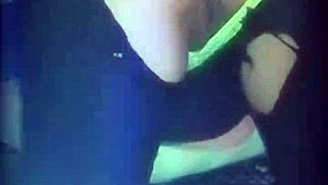 sharon esposa caliente de 40 a�os trabaja como recepcionista en una cl�nica cerca del metro san joaqu�n siempre llega ansiosa de trabajar para vestirse como puta y su marido solo le mame el culo