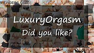 Hot Babe With Huge Tits Masturbates Her Tight Pussy