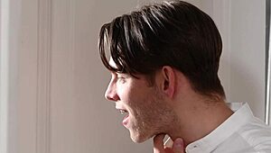 cheating girlfriend claudia bavel sneaks a fuck with patient at clinic