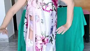 oh my god, hot milf mariaold is shaking her huge natural tits in sexy stockings!