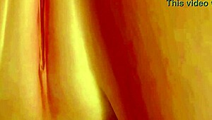 Hitomi Gravure Studio Features Nude Beach Close-Ups