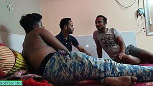 तीन दोस्त एक सुंदर लड़की को चोदते हैं, कौन पहले जाएगा?