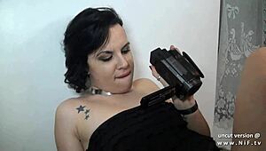 This naughty French slut offers her ass for sextape! 😜