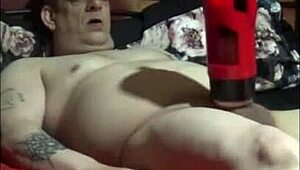 I Feel So Good Masturbating Naked, Exploring My Bisexual Side with Humiliation and Cumshot