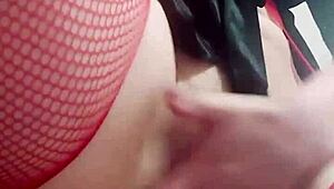 wife fingers pussy on camera for husband 😍