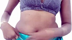 बस एक और दिन, जनवरी 24, 2018, रैंडम यूट्यूब क्लिप्स के साथ एमकेवी में।