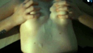 Miley Grey's Big-Ass Moans Loudly, Then Squirts in Bed – What a Show!