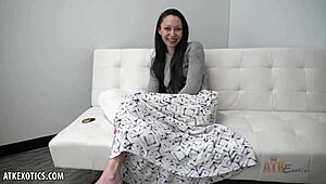 Classy Minnie Boom fingers her juicy pussy.