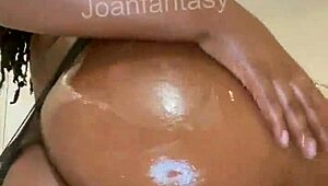 Joanfantasy All Oiled Up With Buttplug In Ass