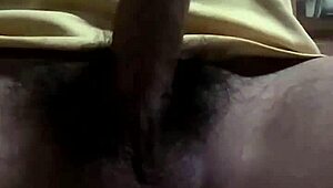 cậu ấy thủ dâm bắn tinh tung tóe