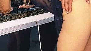 Fodendo Loira Na Pia E Gozando Dentro