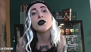 Exhibitionism challenge with lou nesbit and lia louise unfolds