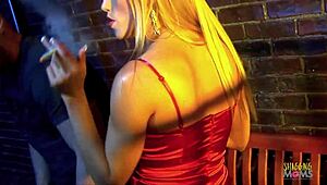 I, a MILF with big boobs in stockings, suck a dick and fuck in cowgirl at the bus stop, getting cum on face