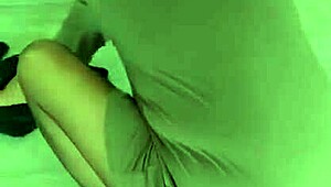 Turbanli Nylon Pantyhose Mature Woman Cleans the Floor