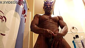 Hallelujah Johnson Worships Big Black Hairy Cock